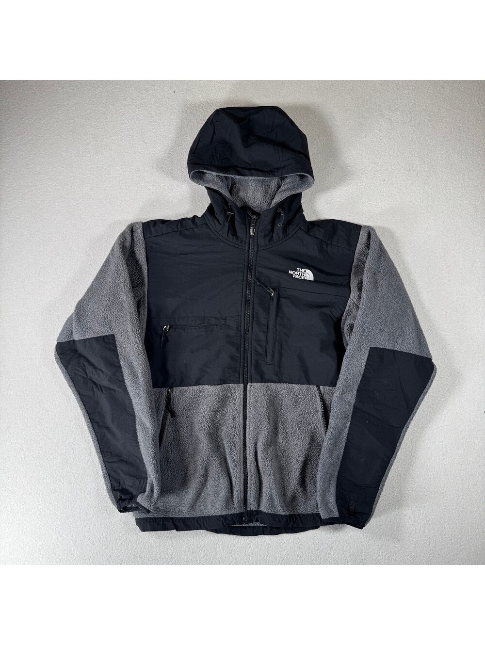 The North Face Polartec Denali Fleece Hooded Jacket in Grey and Black Men's S